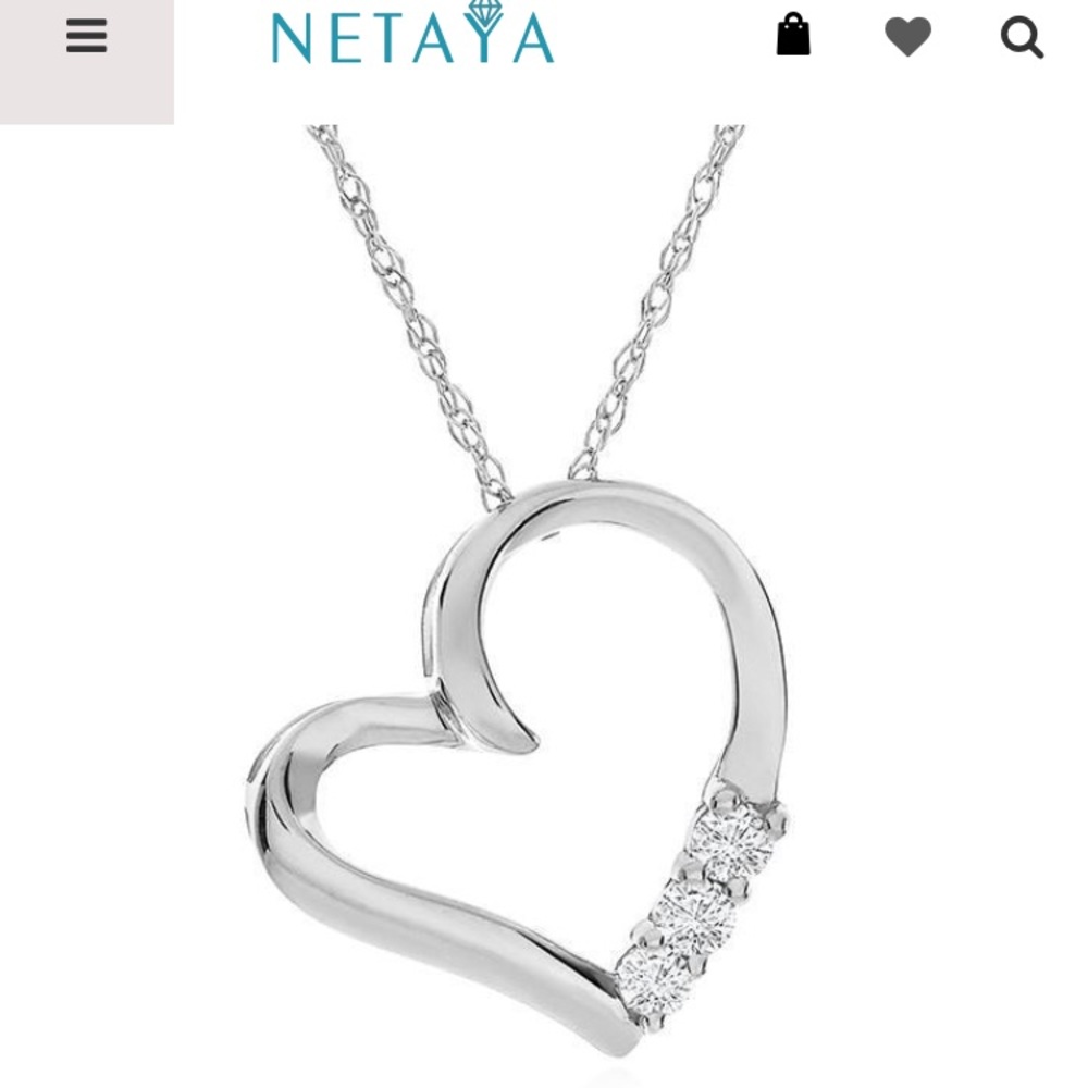 Netaya 10K white gold diamond heart necklace